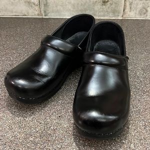 Dansko Professional Clog, Black Size 41